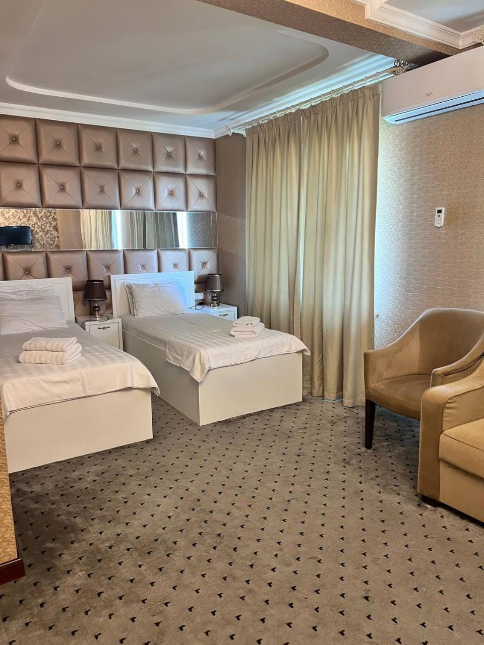 Orzu Hotel Namangan Exteriör bild