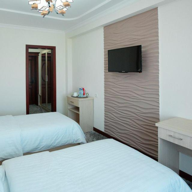 Orzu Hotel Namangan Exteriör bild